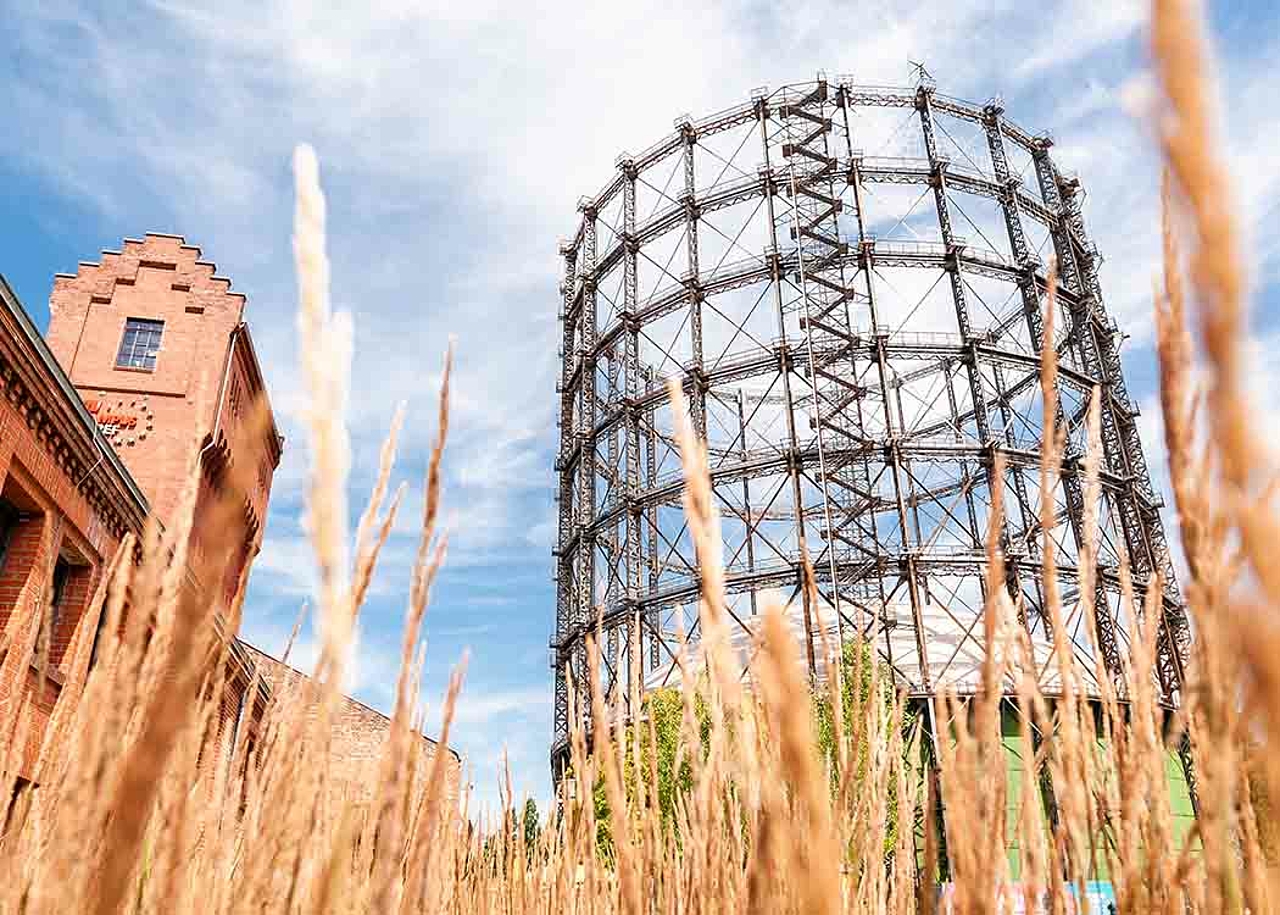 Since 2008, the EUREF campus in Berlin-Schöneberg covers 5.5 hectares around the Gasometer. (Photo: Andreas Schwarz / EUREF AG)